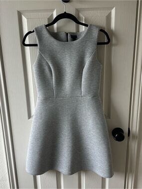 Paraphrase Sleeveless Grey Fit-and-Flare Dress Size 2